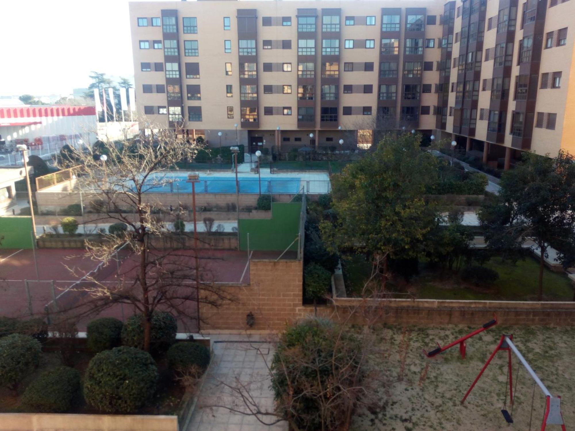 Aeropuerto Ifema 3 Appartement *